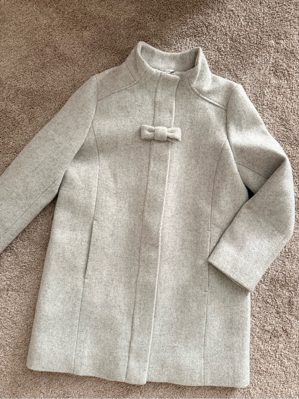 Crewcuts Wool-Blend Bow-Accent Girls Coat in Light Gray